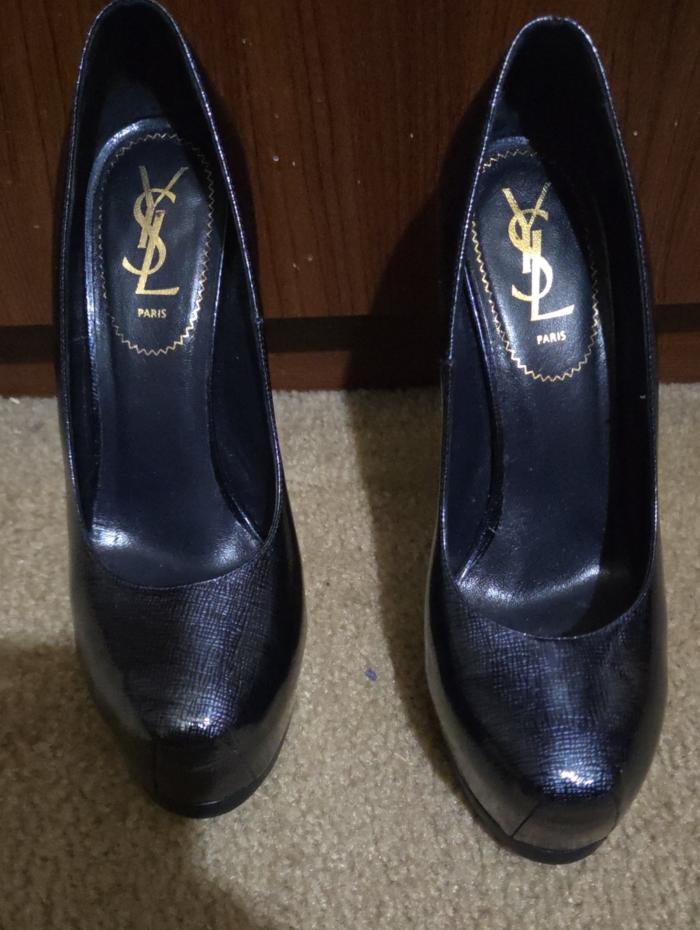 Saint Laurent Black Textured Leather Platform Pumps